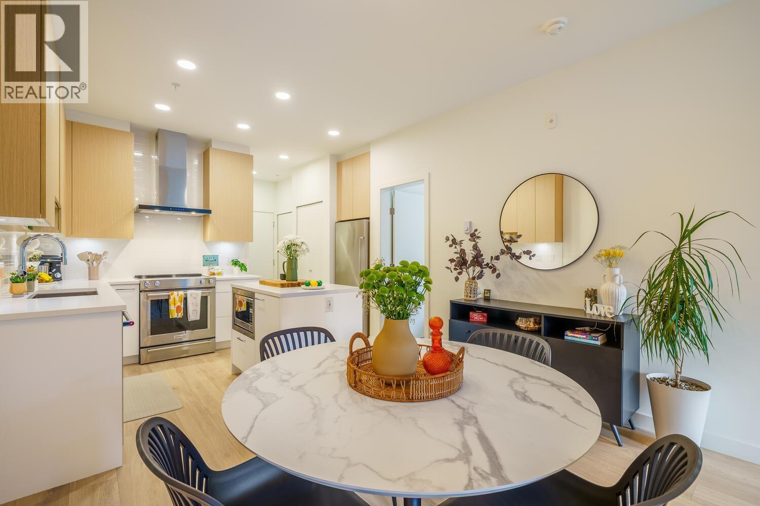 313 7588 16th Street, Burnaby, British Columbia  V3N 0H8 - Photo 14 - R3066621