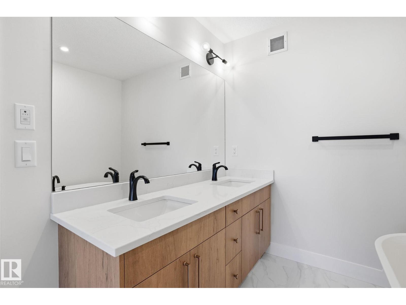 721 Astoria Wy, Devon, Alberta  T9G 0M7 - Photo 18 - E4465591