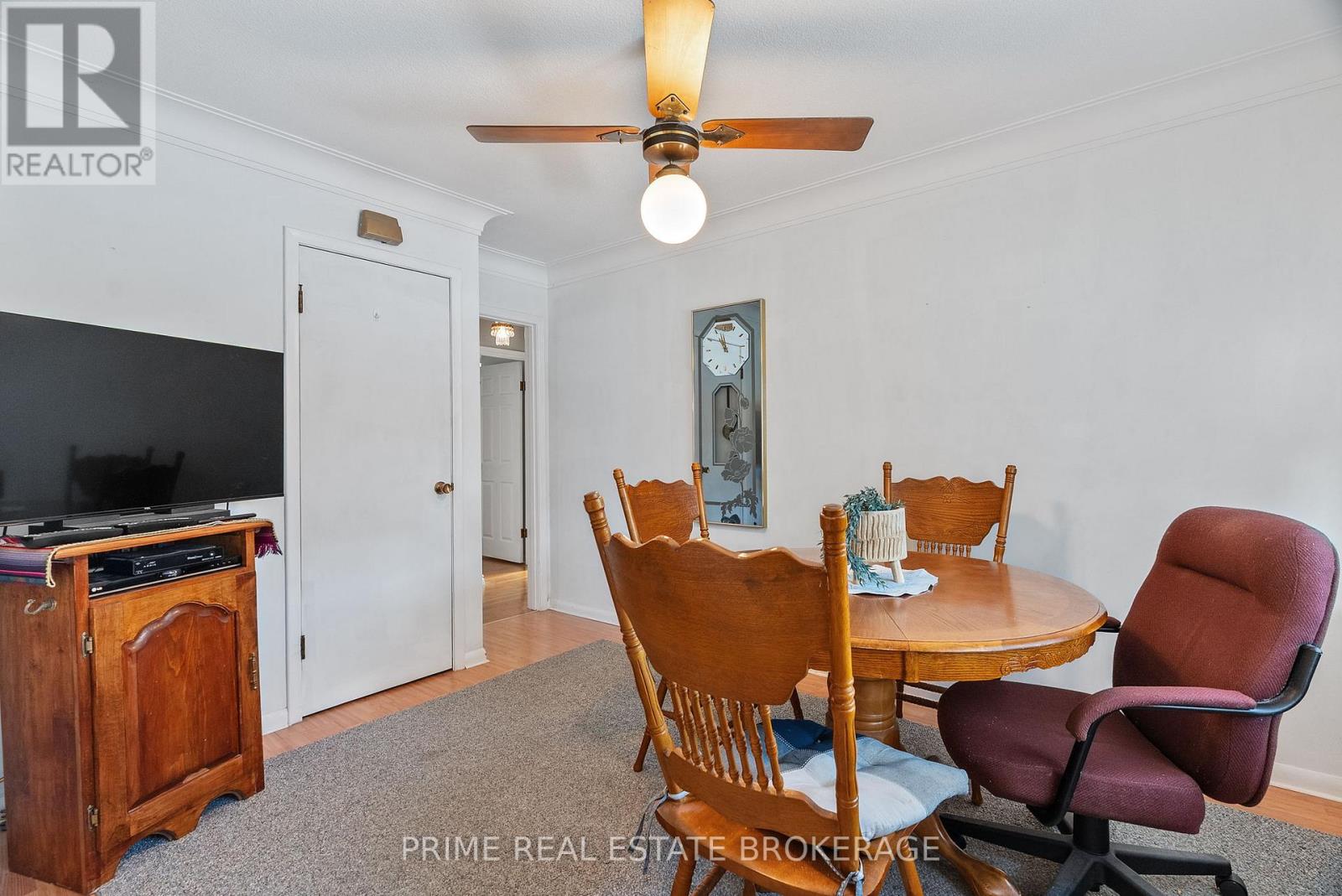 376 William Street, South Huron, Ontario N0M 1S2 - Photo 16 - X12545522