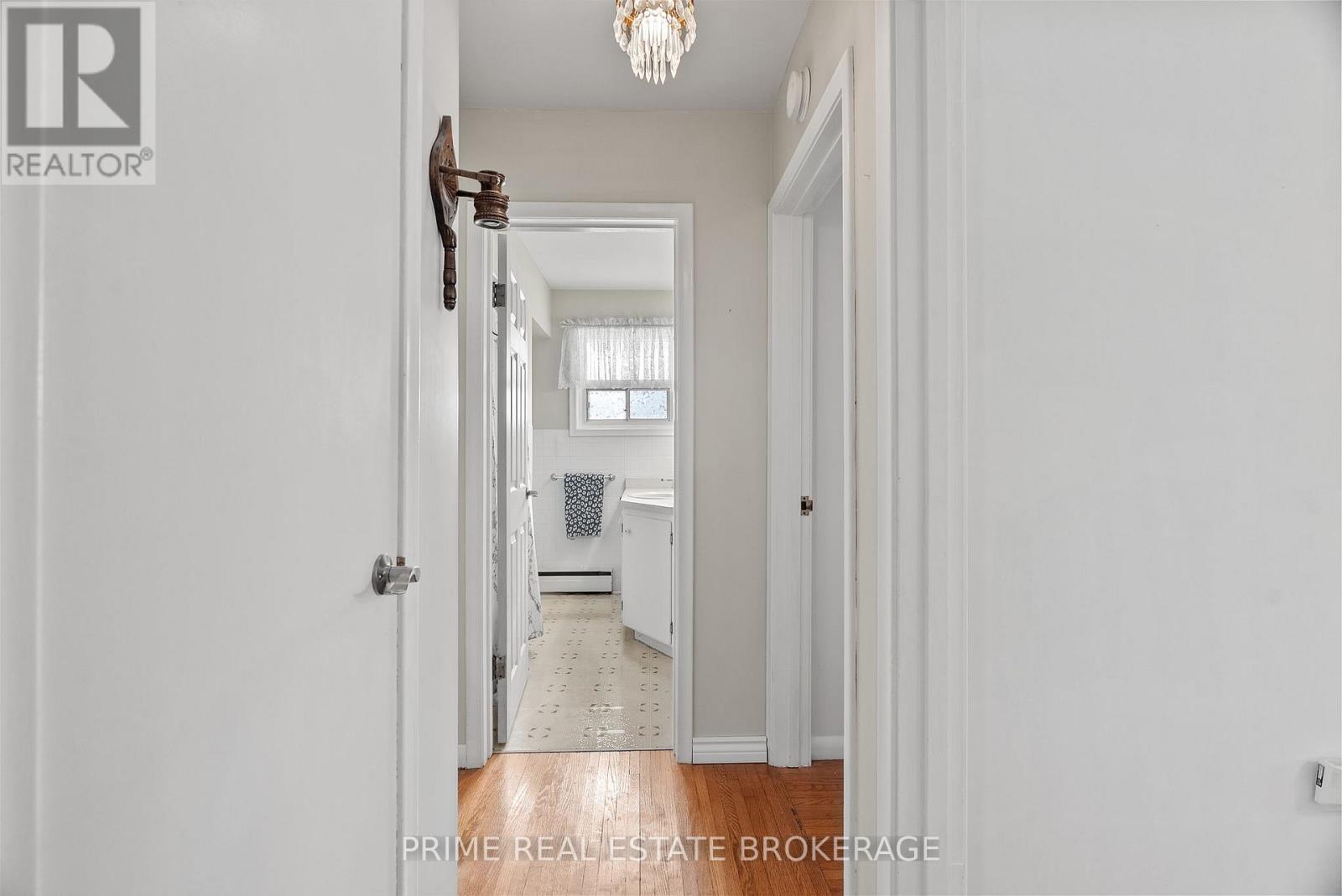 376 William Street, South Huron, Ontario N0M 1S2 - Photo 17 - X12545522