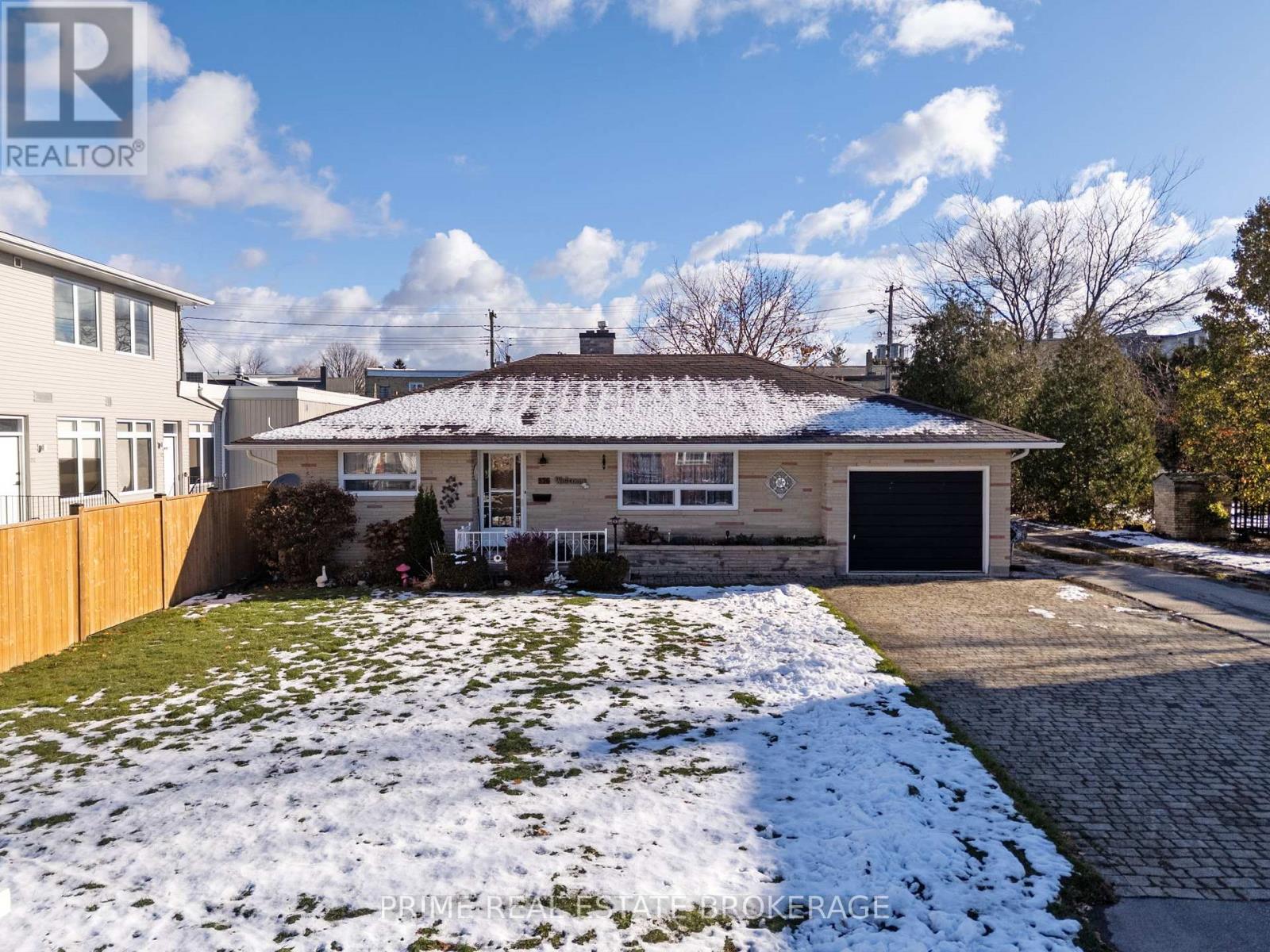 376 William Street, South Huron, Ontario N0M 1S2 - Photo 37 - X12545522