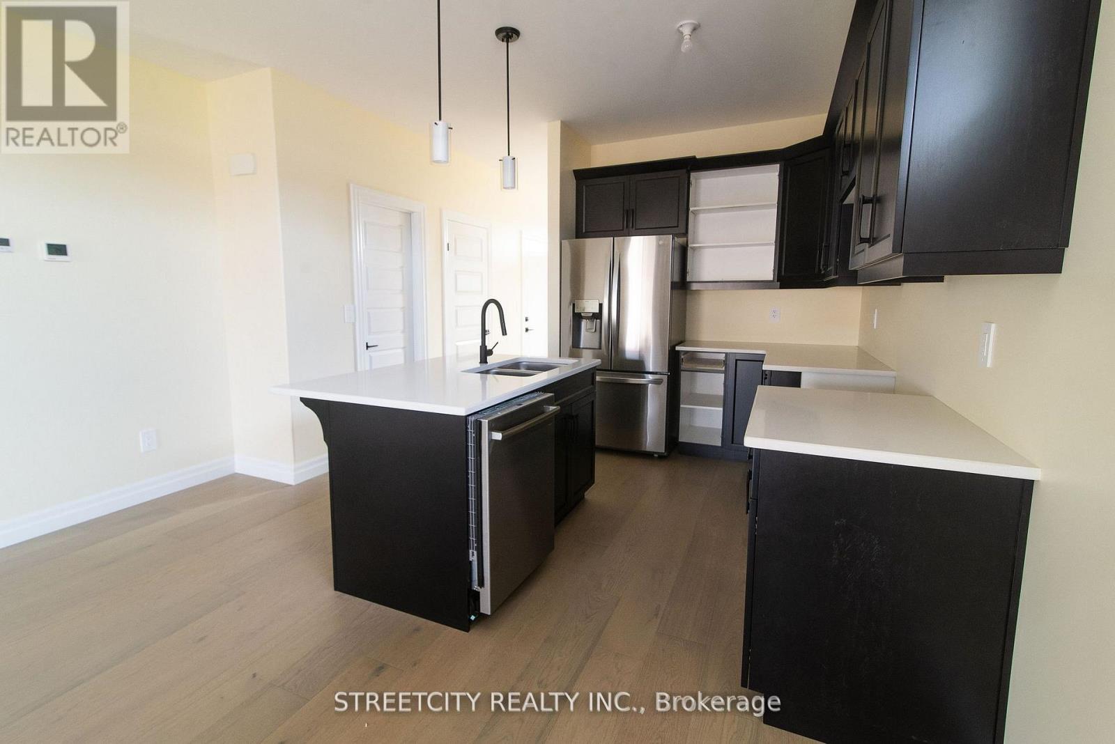 133 Cabot Trail, Chatham-Kent, Ontario  N7L 0G5 - Photo 5 - X12545630