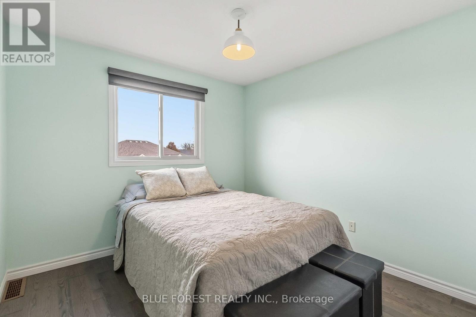 77 Pine Valley Drive, St. Thomas, Ontario N5P 0B3 - Photo 27 - X12545722