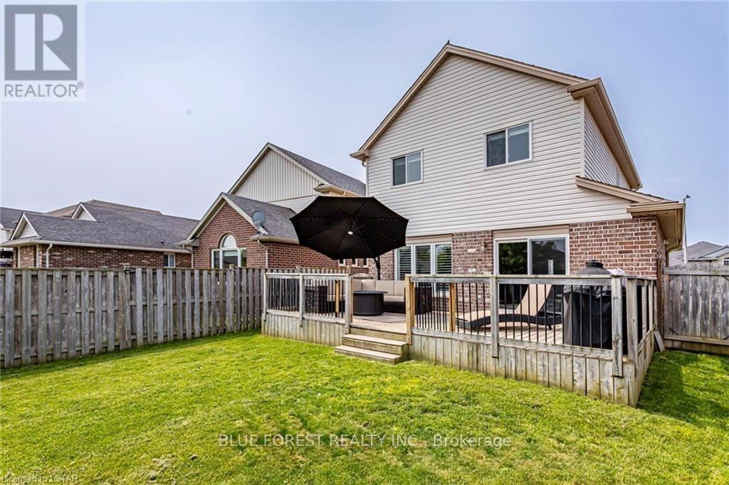 77 Pine Valley Drive, St. Thomas, Ontario N5P 0B3 - Photo 36 - X12545722