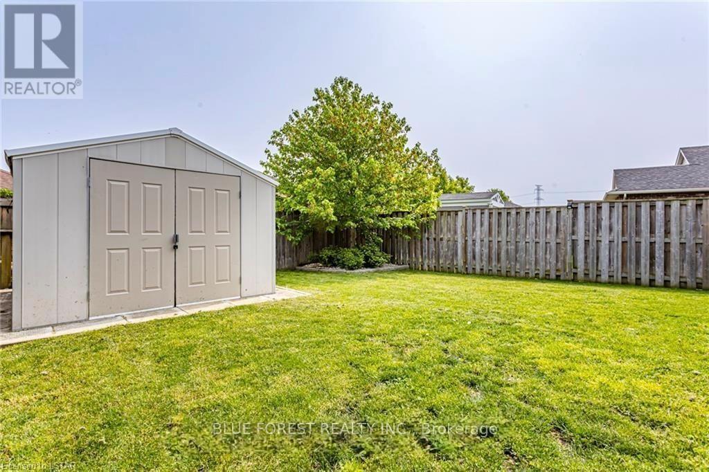 77 Pine Valley Drive, St. Thomas, Ontario N5P 0B3 - Photo 40 - X12545722