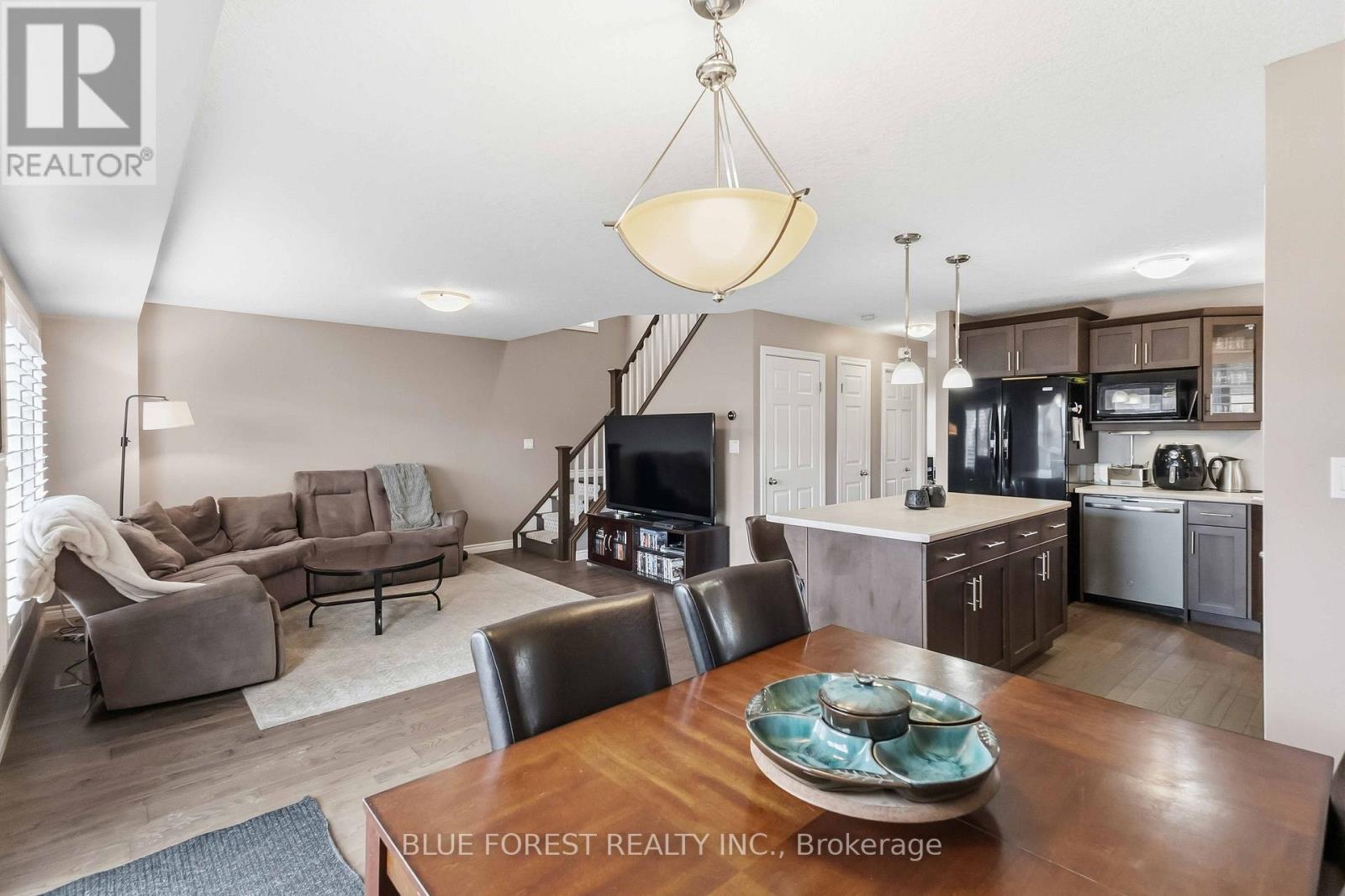 77 Pine Valley Drive, St. Thomas, Ontario N5P 0B3 - Photo 7 - X12545722