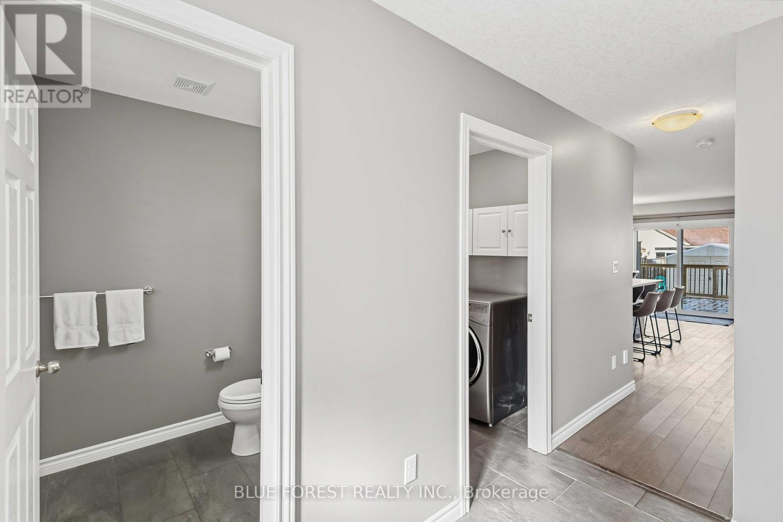 77 Pine Valley Drive, St. Thomas, Ontario N5P 0B3 - Photo 9 - X12545722