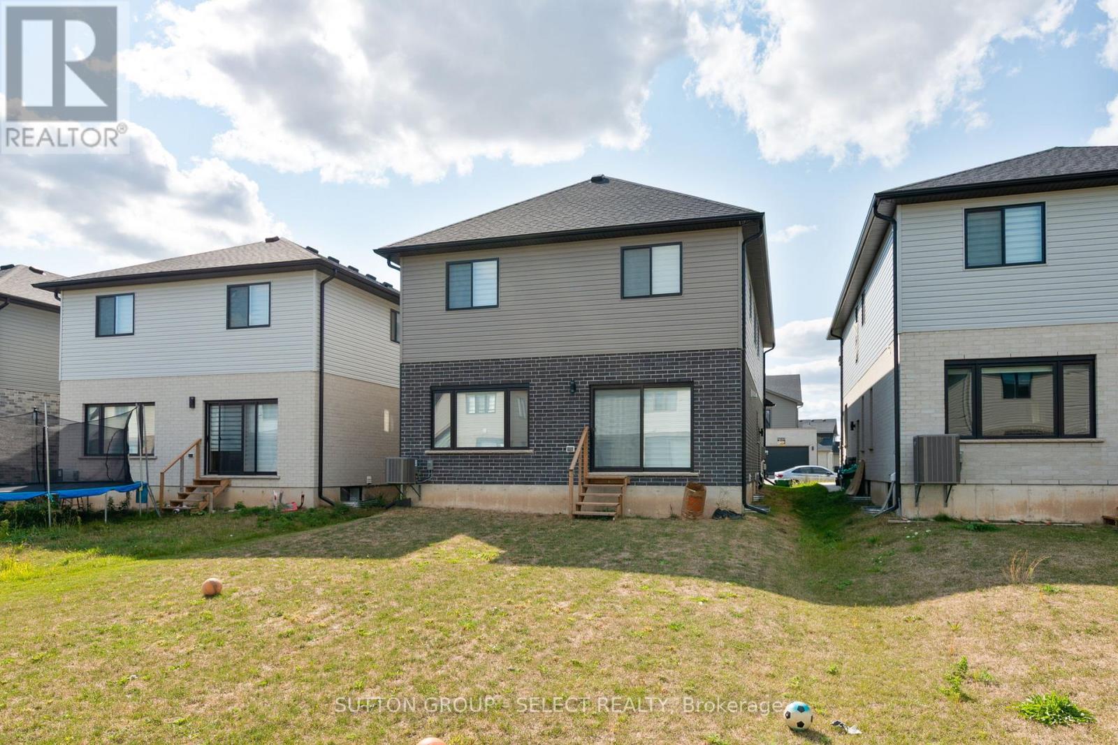 Lower - 2269 Southport Crescent, London South, Ontario  N6M 0H9 - Photo 16 - X12545724