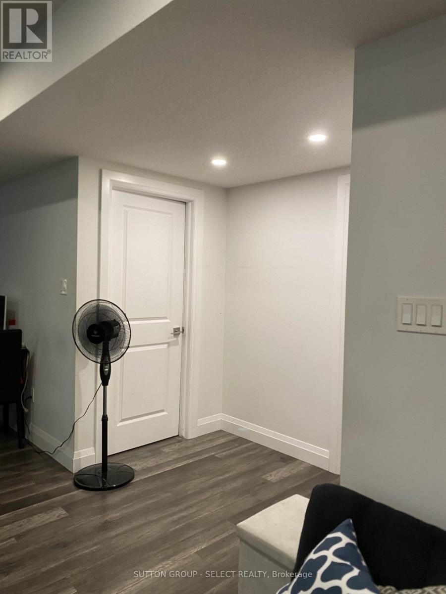 2783 Oriole Drive, London South, Ontario N6M 0G9 - Photo 6 - X12545730