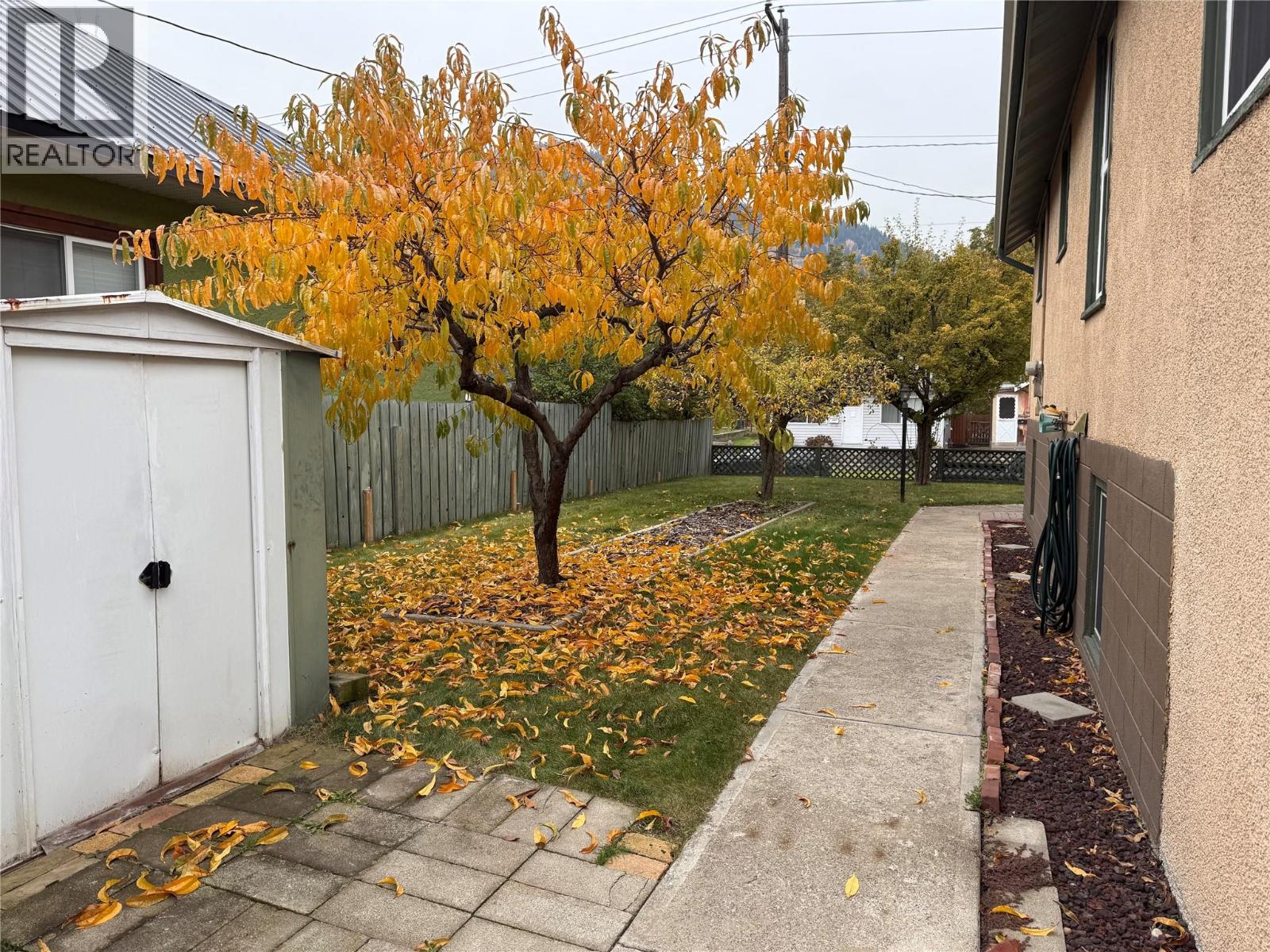 1329 Columbia Avenue, Trail, British Columbia  V1R 1J5 - Photo 39 - 10369186