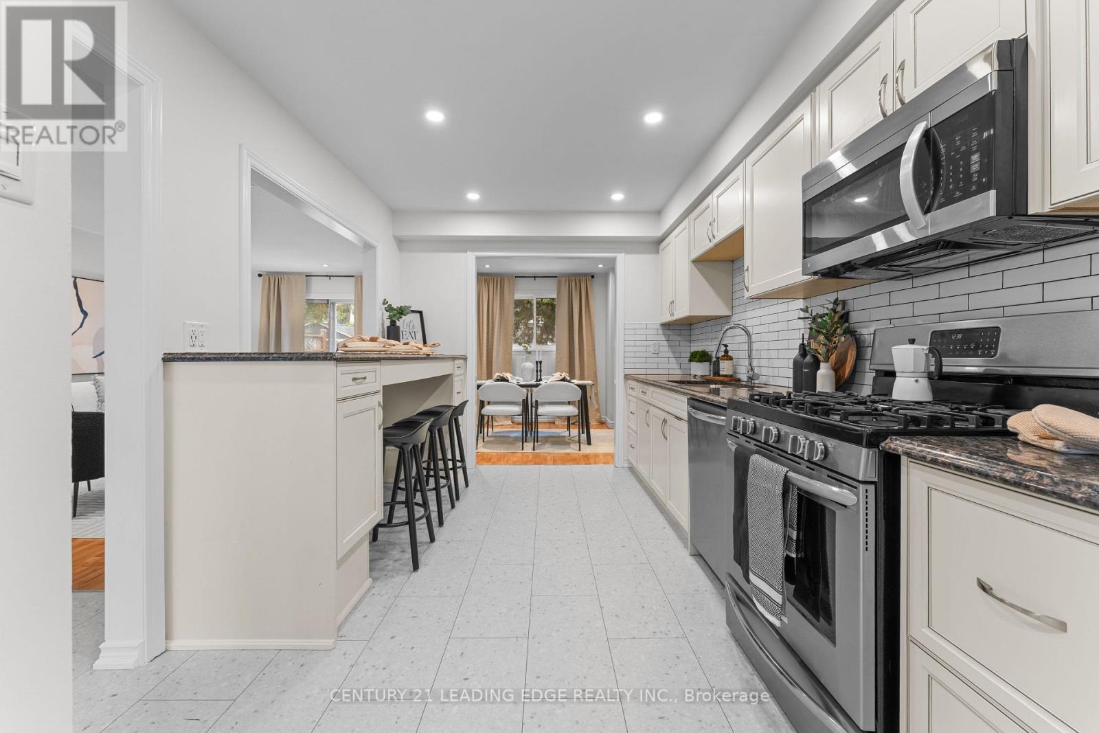 1671 Alwin Circle, Pickering, Ontario  L1V 2W1 - Photo 13 - E12545458