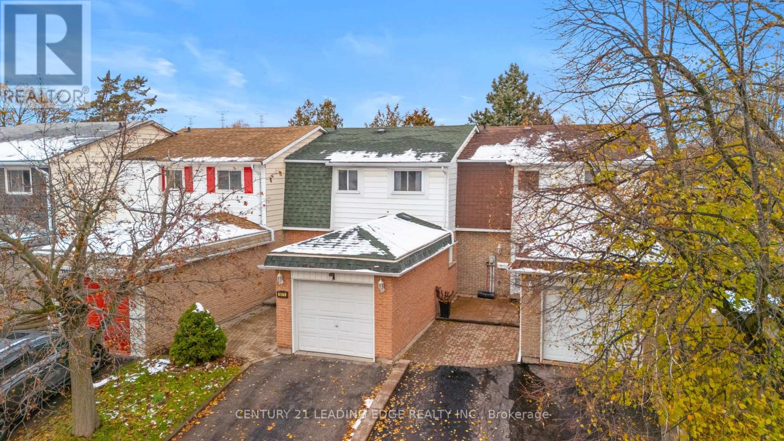 1671 Alwin Circle, Pickering, Ontario  L1V 2W1 - Photo 2 - E12545458