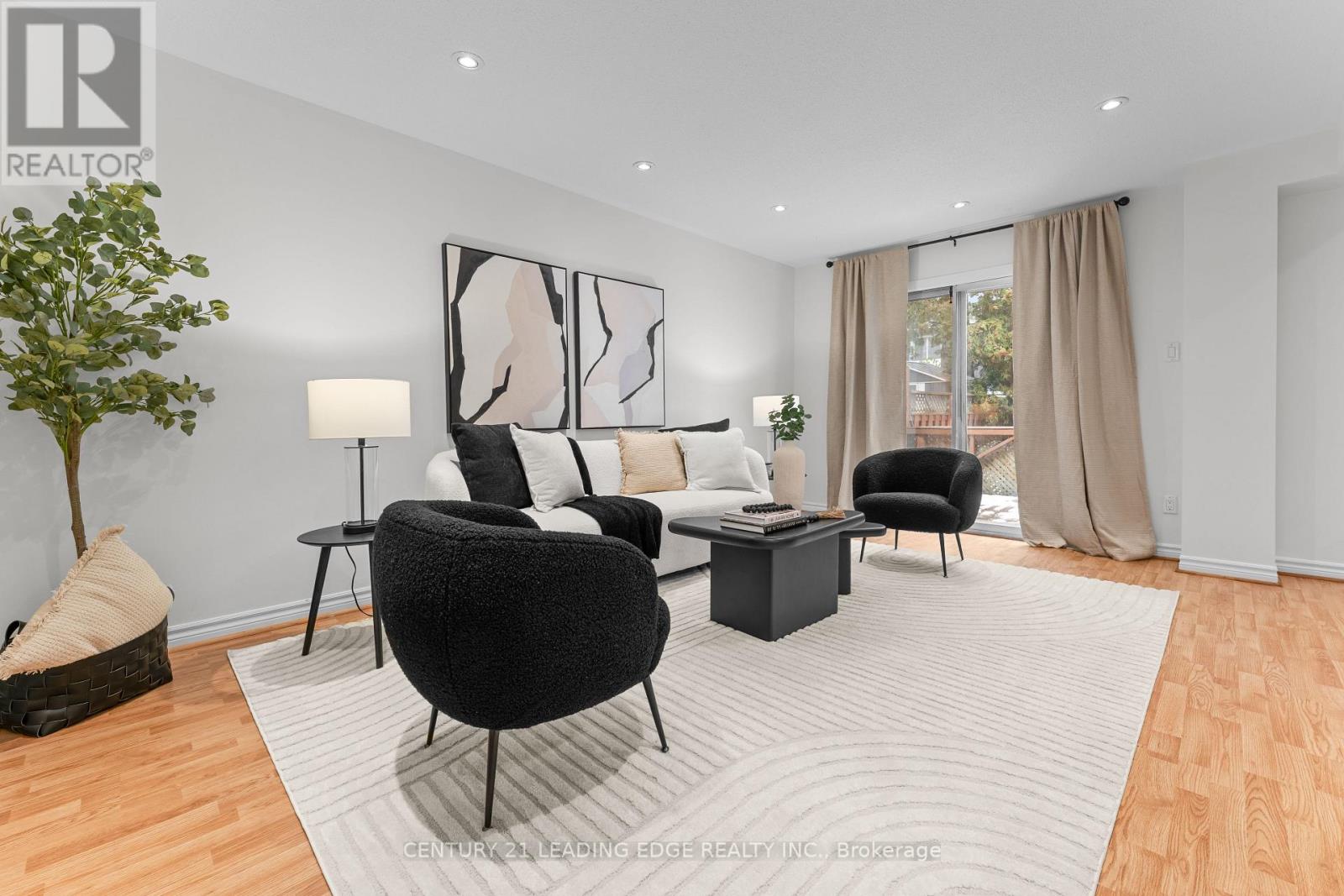 1671 Alwin Circle, Pickering, Ontario  L1V 2W1 - Photo 7 - E12545458