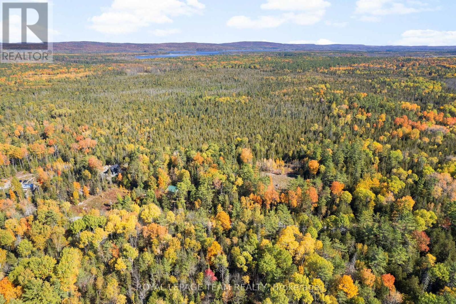 1034 Rapid Road, Whitewater Region, Ontario K0J 2L0 - Photo 17 - X12289906