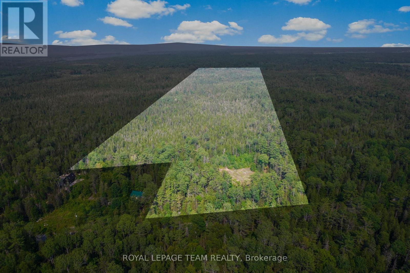 1034 Rapid Road, Whitewater Region, Ontario K0J 2L0 - Photo 18 - X12289906