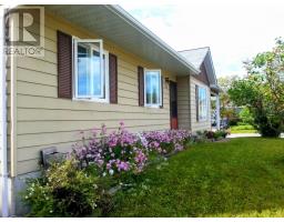 12 Wendego ST, Manitouwadge, Ontario