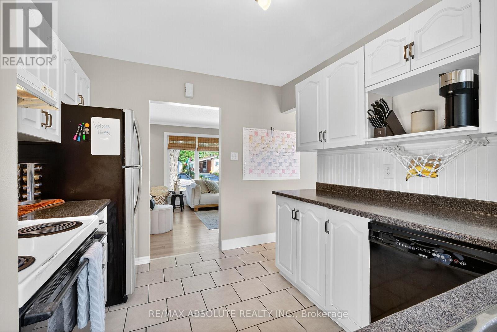 2186 Tawney Road, Ottawa, Ontario  K1G 1C5 - Photo 15 - X12545536