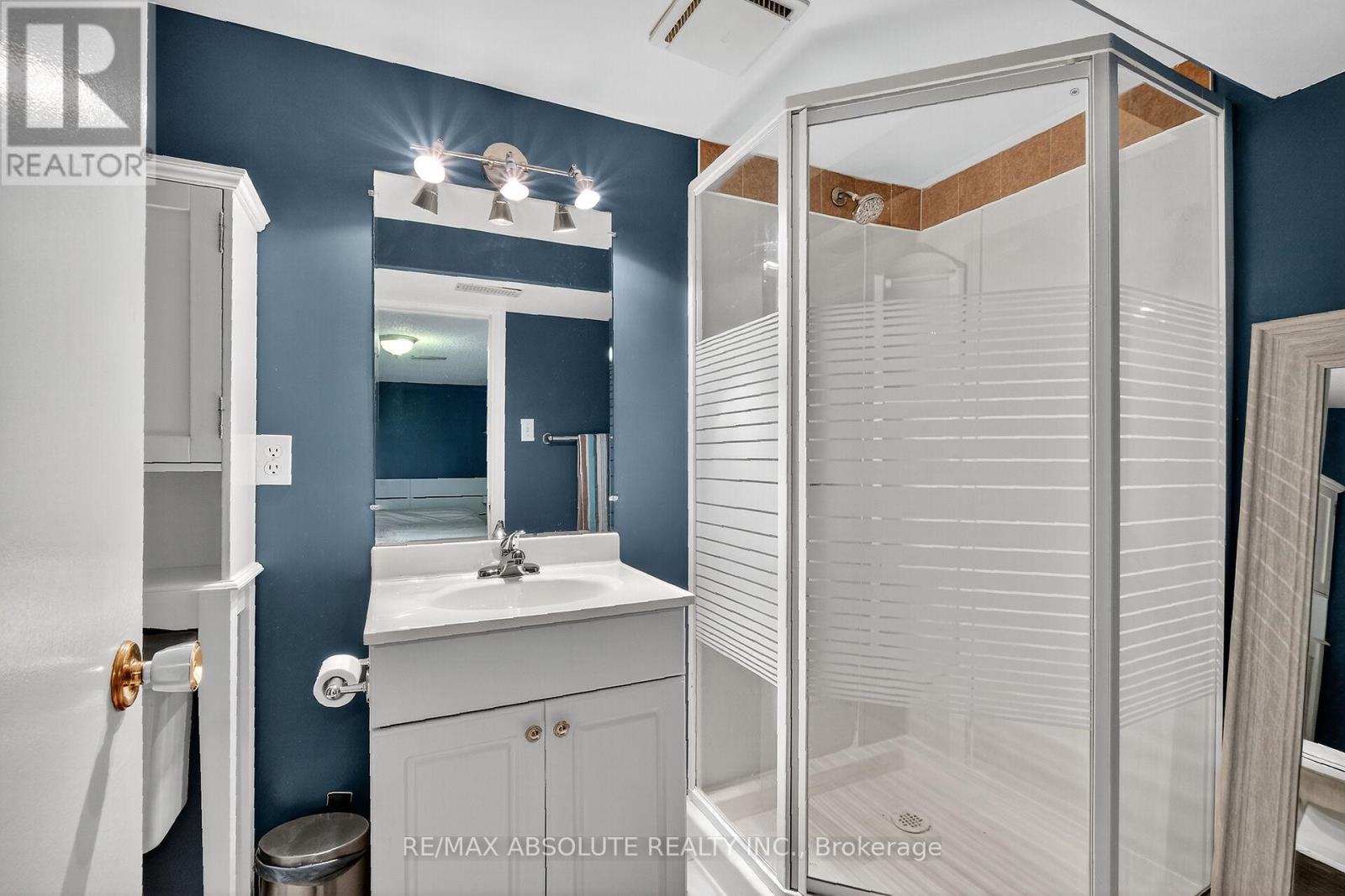 2186 Tawney Road, Ottawa, Ontario  K1G 1C5 - Photo 39 - X12545536