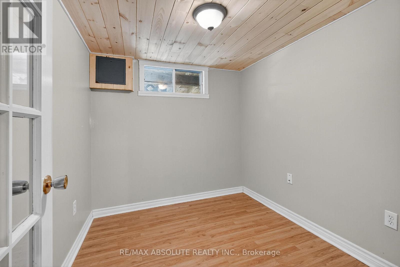 2186 Tawney Road, Ottawa, Ontario  K1G 1C5 - Photo 41 - X12545536