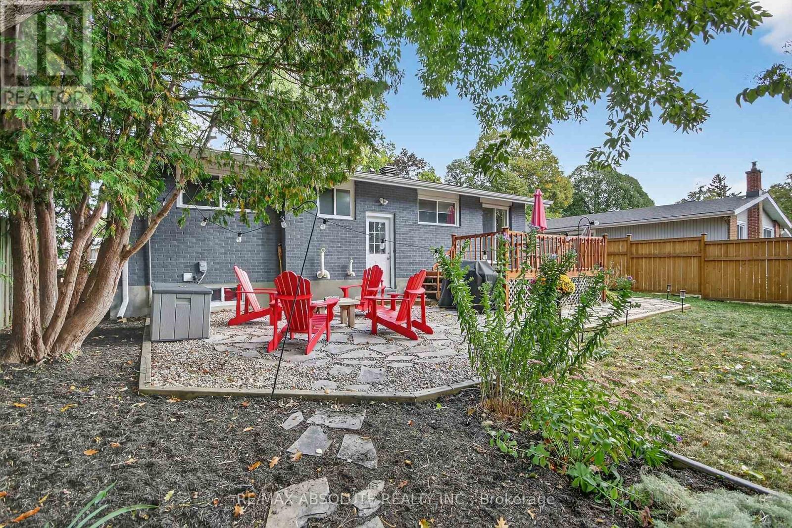 2186 Tawney Road, Ottawa, Ontario  K1G 1C5 - Photo 47 - X12545536