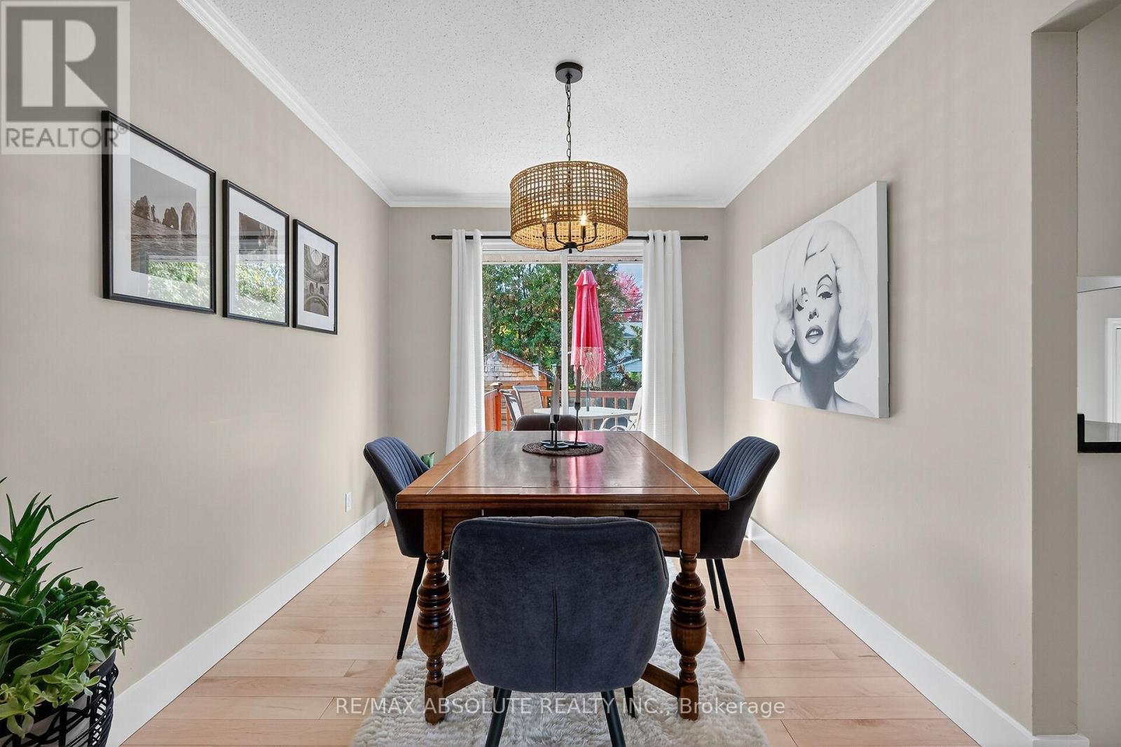 2186 Tawney Road, Ottawa, Ontario  K1G 1C5 - Photo 9 - X12545536