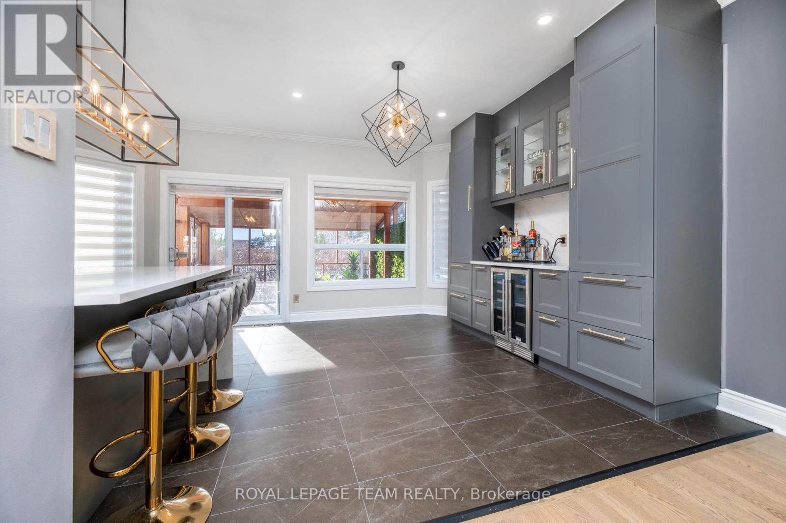 115 Grandpark Circle, Ottawa, Ontario K1G 6R6 - Photo 16 - X12545564