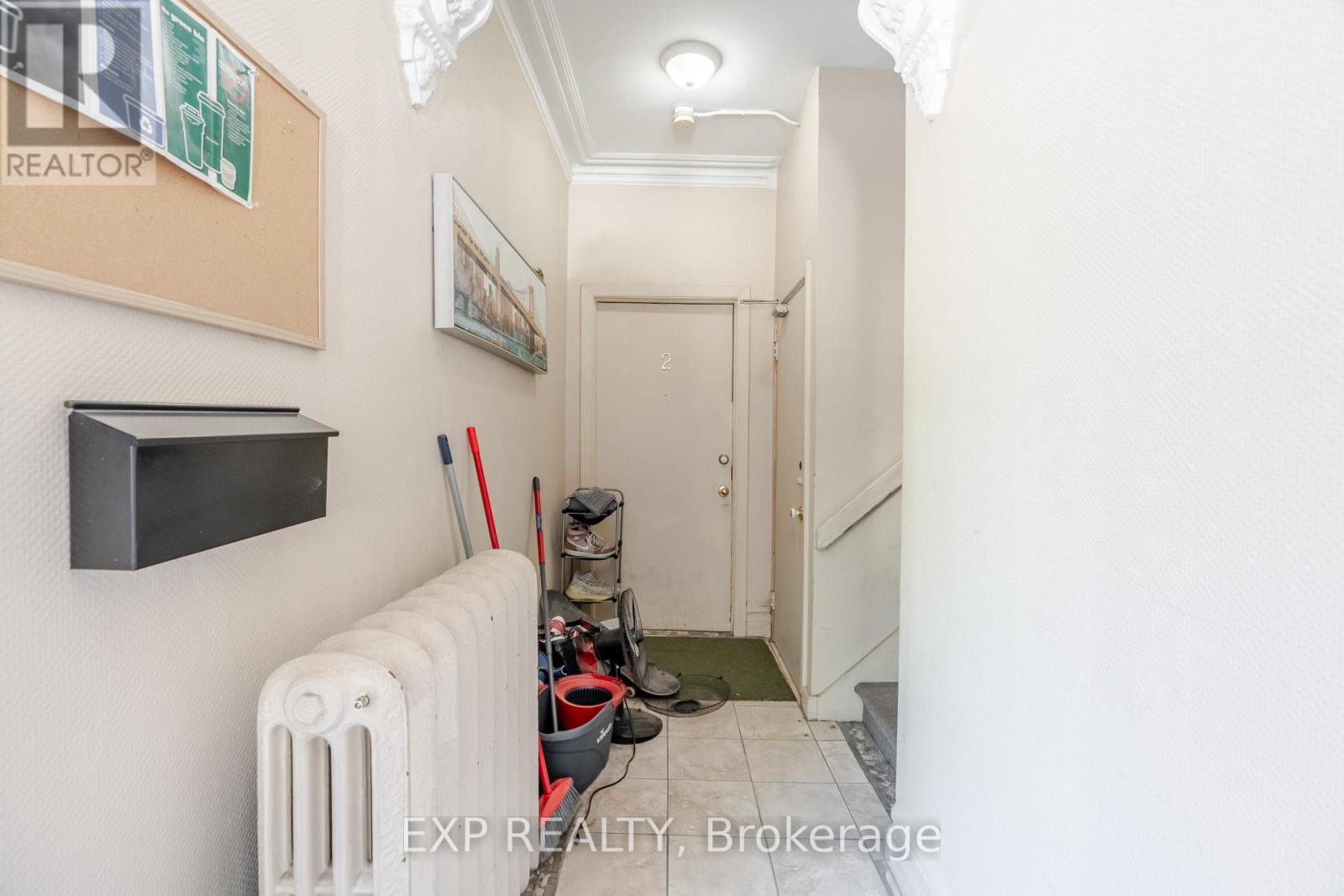 88 Maclaren Street, Ottawa, Ontario  K2P 0K6 - Photo 25 - X12545620