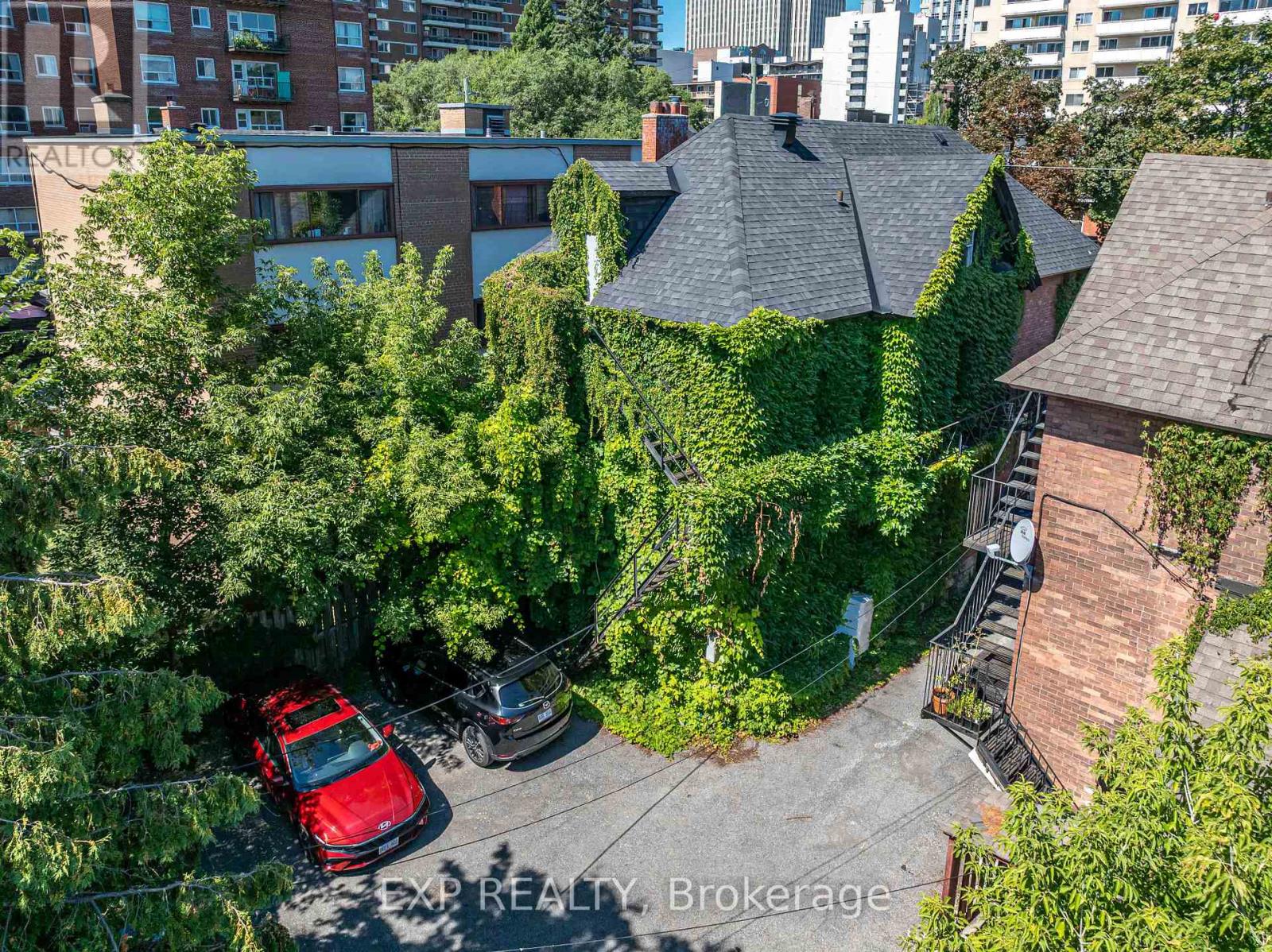 88 Maclaren Street, Ottawa, Ontario  K2P 0K6 - Photo 44 - X12545620