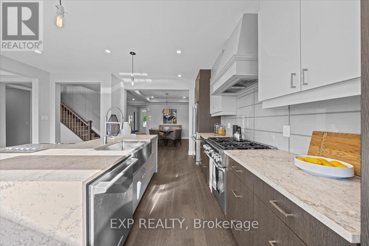 2504 Half Moon Bay Road, Ottawa, Ontario  K2J 6K6 - Photo 8 - X12545634