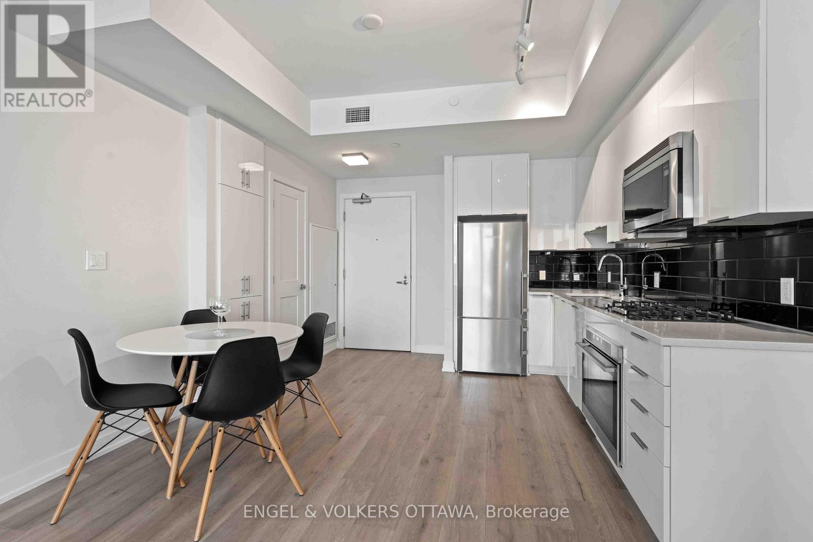 509 - 530 De Mazenod Avenue, Ottawa, Ontario K1S 5W8 - Photo 4 - X12545752