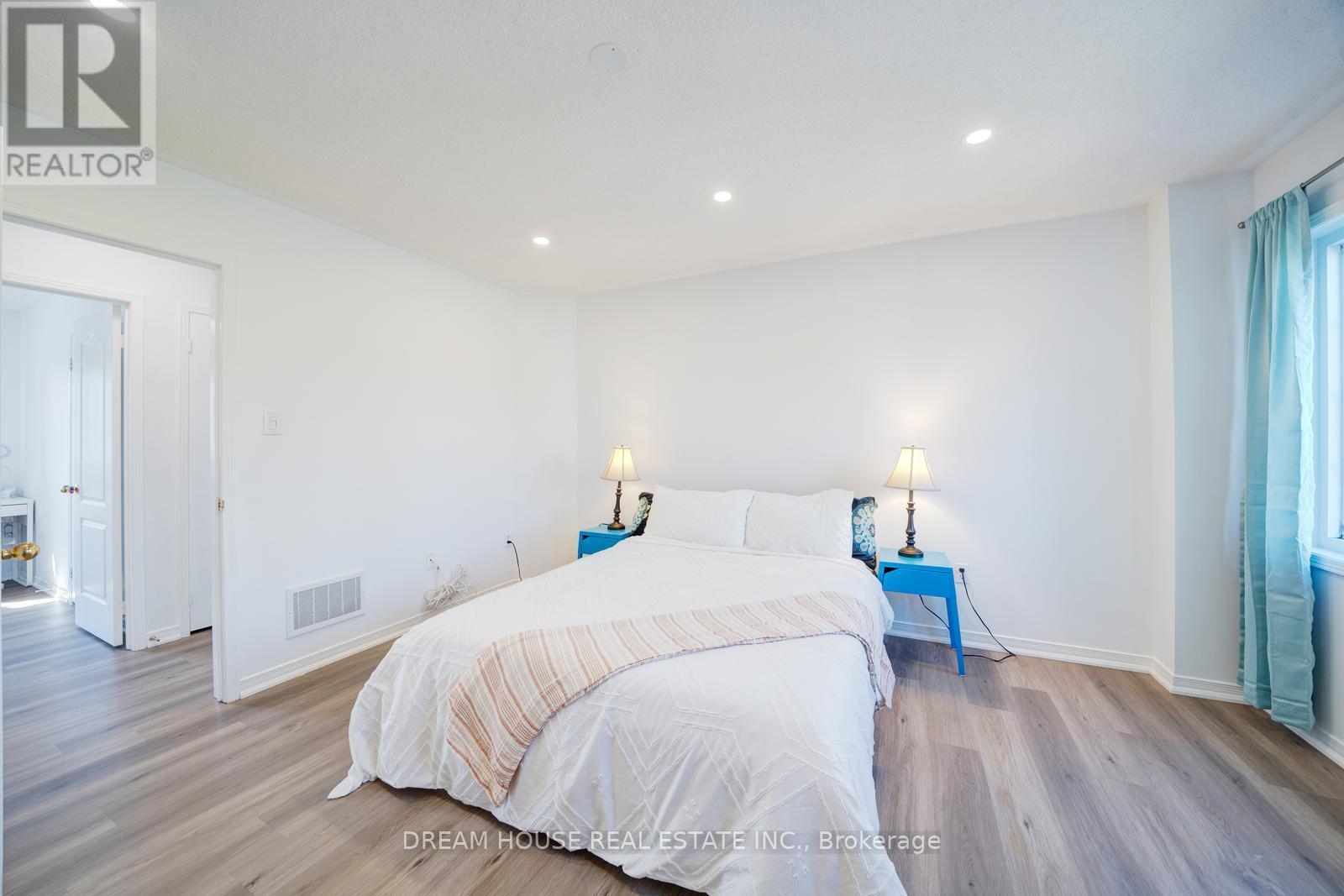 417 King Street E, East Gwillimbury, Ontario L0G 1M0 - Photo 23 - N12545438