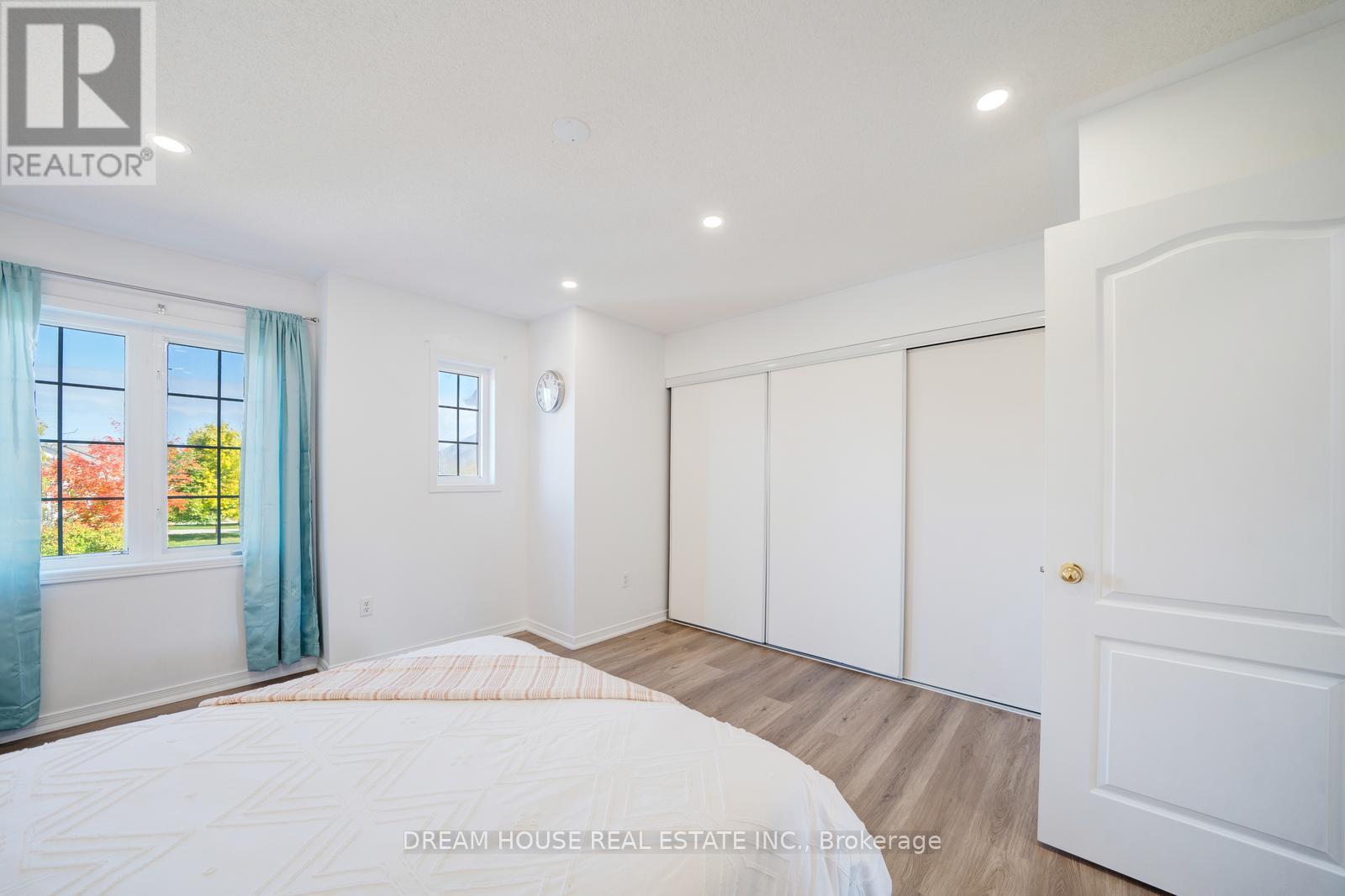 417 King Street E, East Gwillimbury, Ontario L0G 1M0 - Photo 26 - N12545438