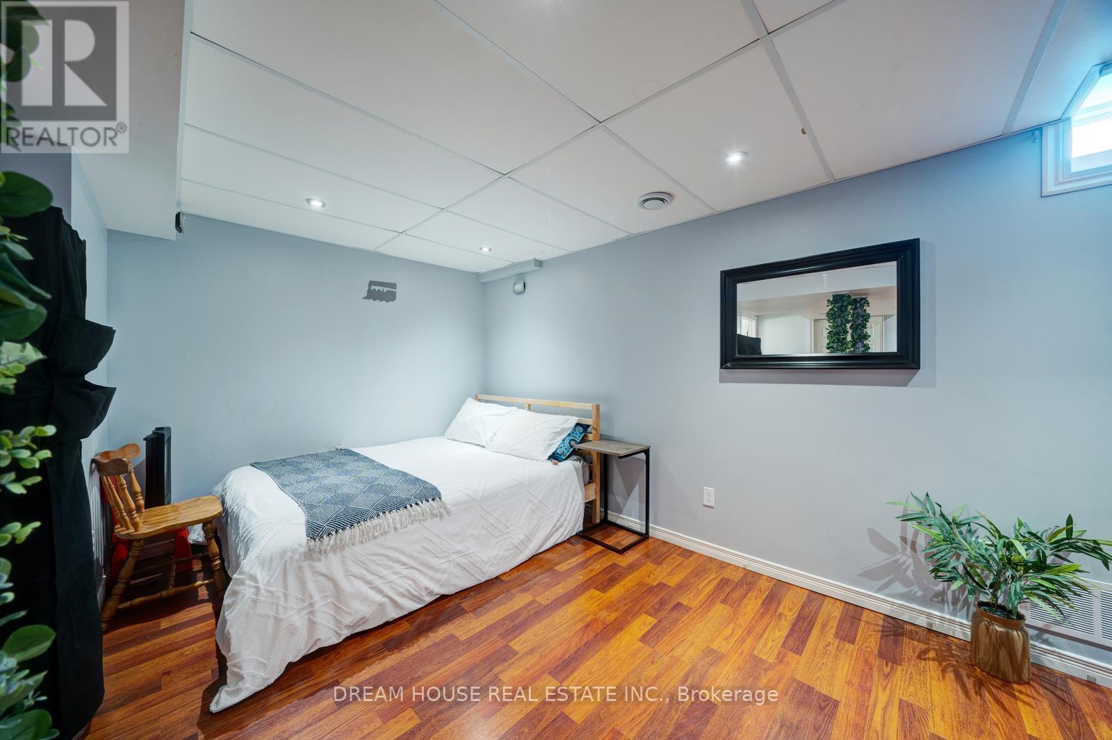 417 King Street E, East Gwillimbury, Ontario L0G 1M0 - Photo 34 - N12545438