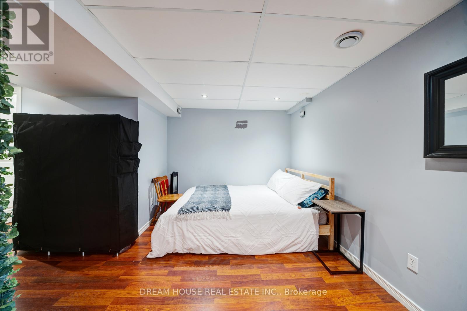 417 King Street E, East Gwillimbury, Ontario L0G 1M0 - Photo 35 - N12545438