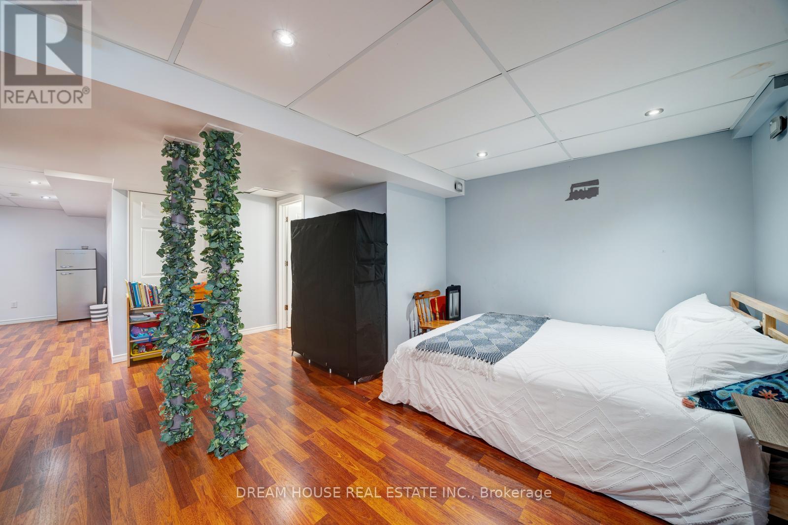 417 King Street E, East Gwillimbury, Ontario L0G 1M0 - Photo 36 - N12545438