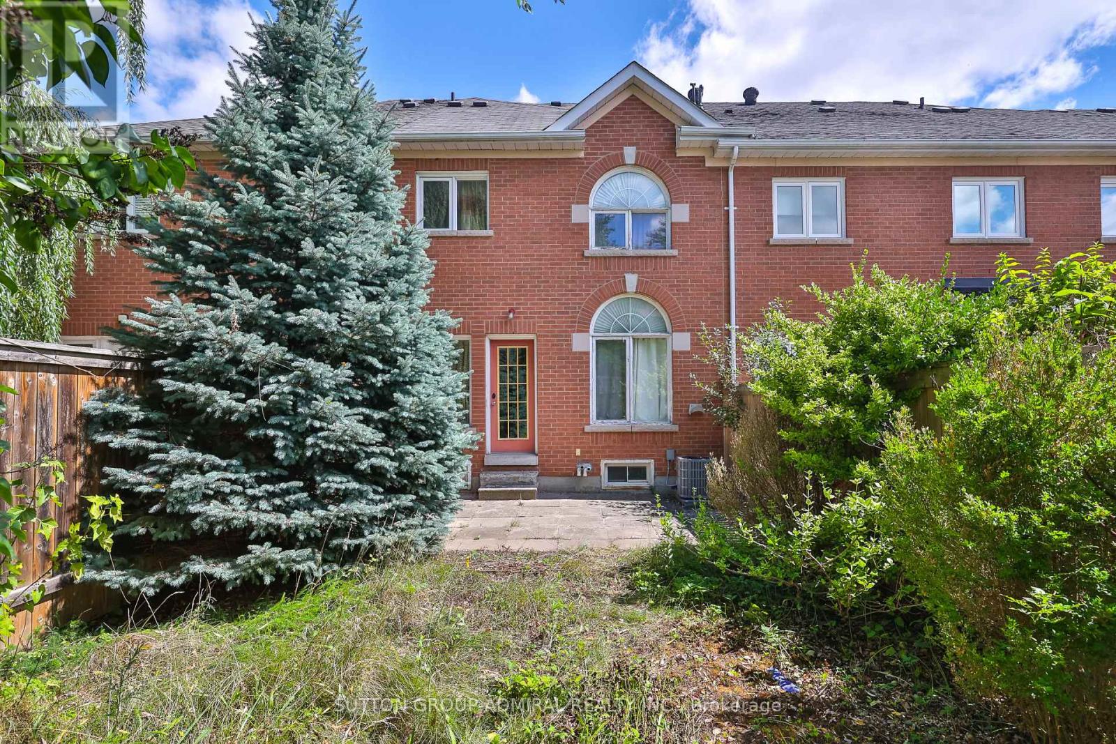 72 Addison Street, Richmond Hill, Ontario L4C 0H7 - Photo 2 - N12545500