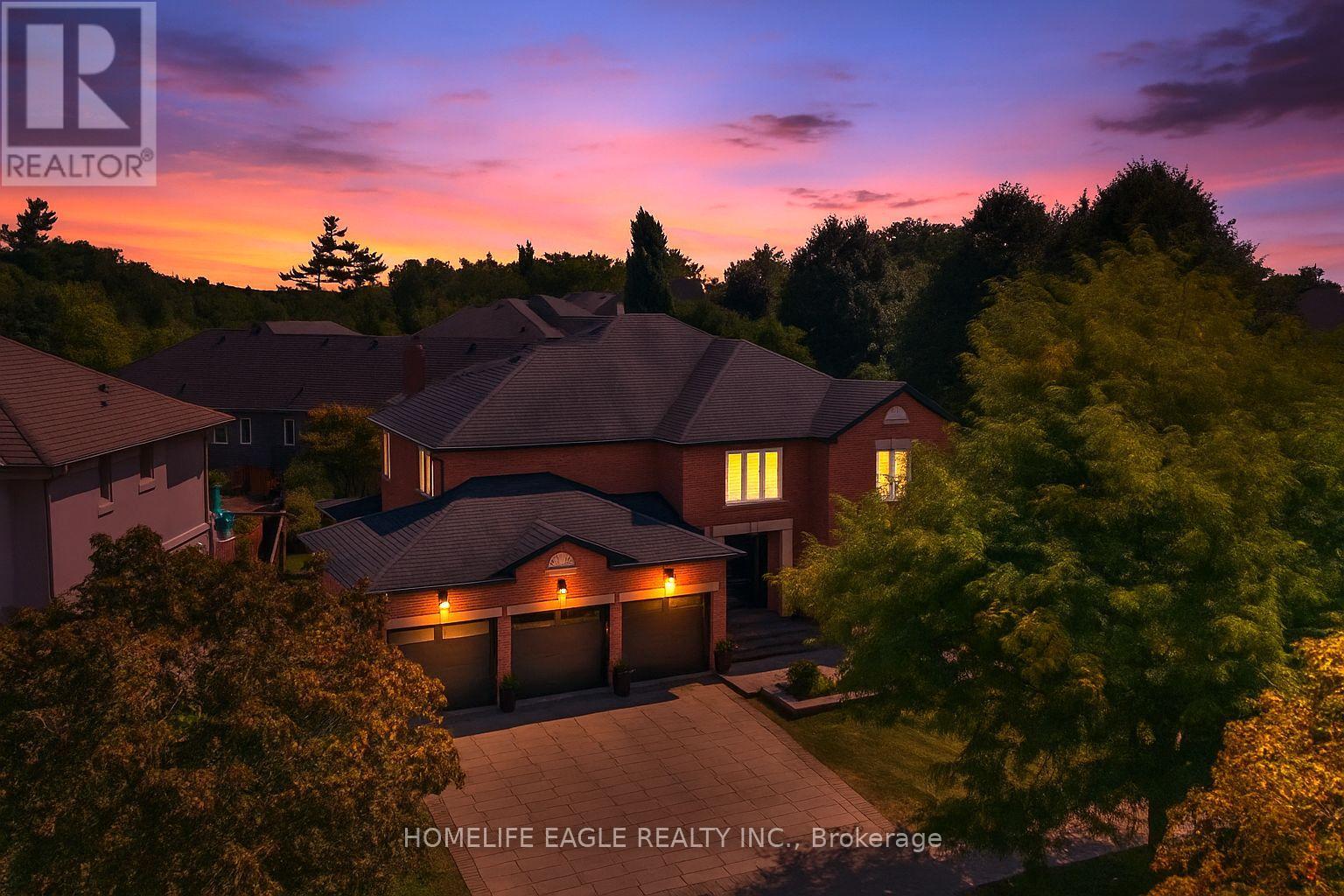 31 Modesto Gardens, Vaughan, Ontario  L4L 8C9 - Photo 1 - N12543116