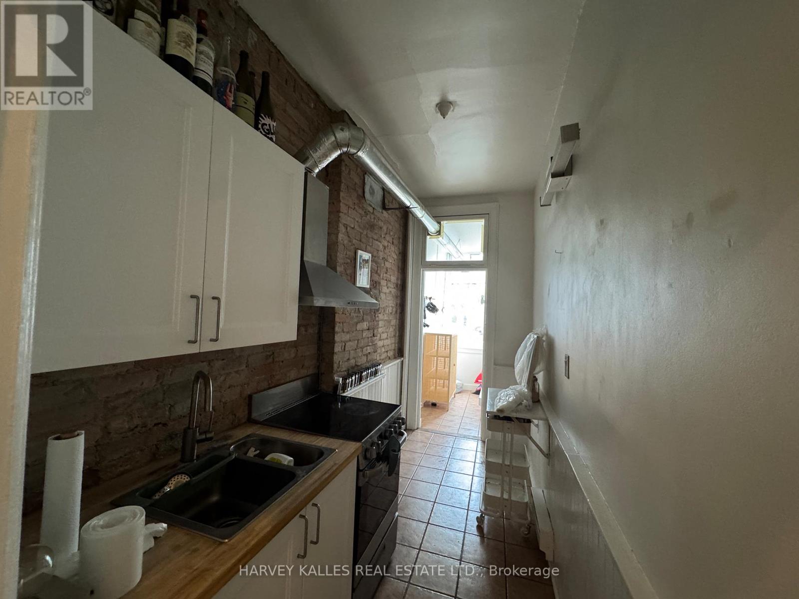 100 - 678 Huron Street, Toronto, Ontario  M5R 2R9 - Photo 5 - C12543144