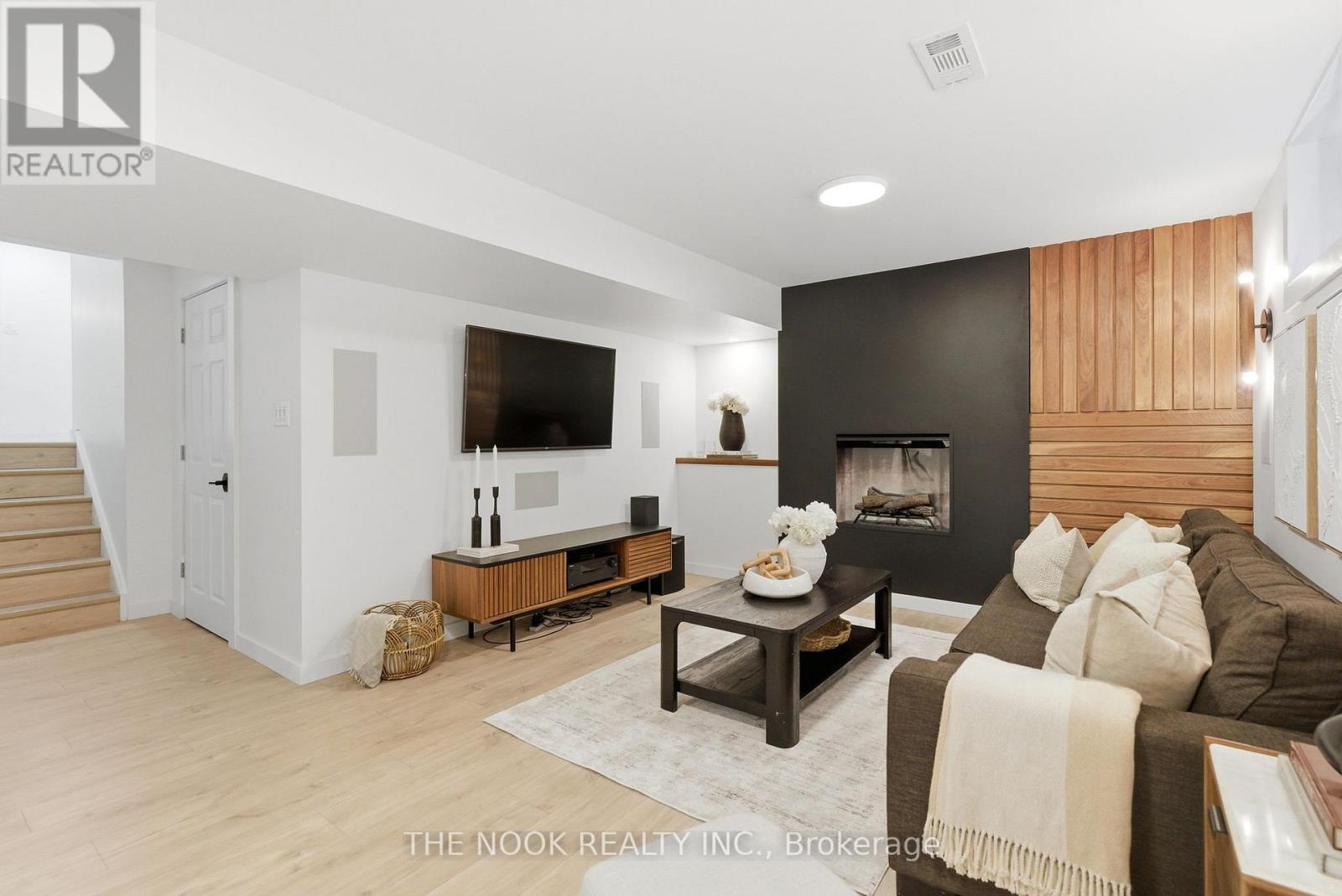 11 Lynn Crescent, Brock, Ontario L0E 1E0 - Photo 35 - N12545254