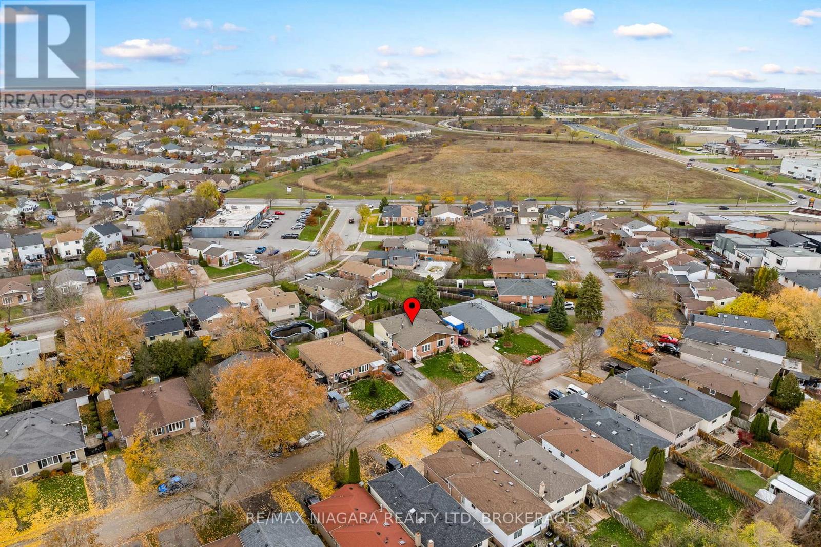 19 Lampman Crescent, Thorold, Ontario L2V 4K6 - Photo 29 - X12545606