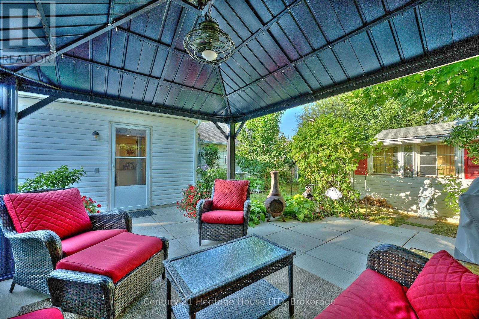 662 Lakeshore Road, Fort Erie, Ontario L2A 1B9 - Photo 37 - X12545772