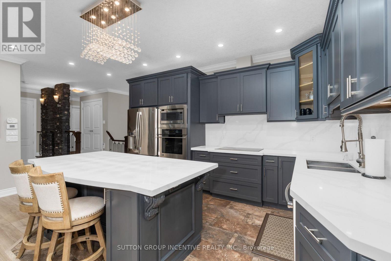 4 Snowshoe Trail, Barrie, Ontario L4N 7Z1 - Photo 11 - S12545440