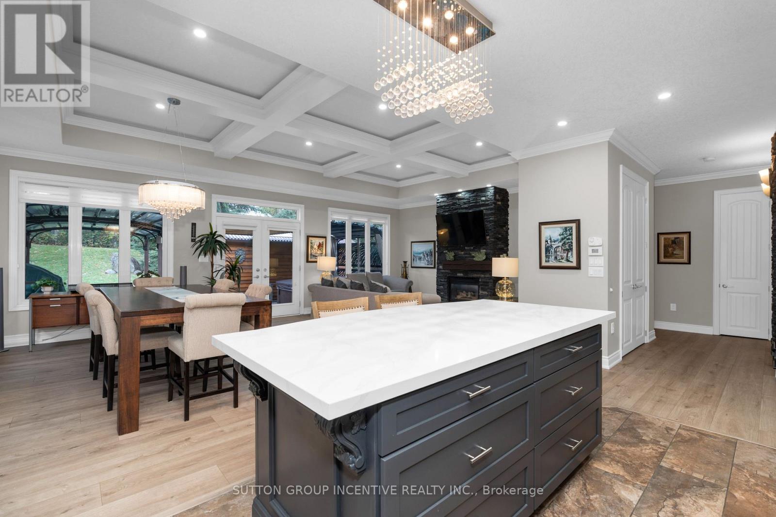 4 Snowshoe Trail, Barrie, Ontario L4N 7Z1 - Photo 13 - S12545440