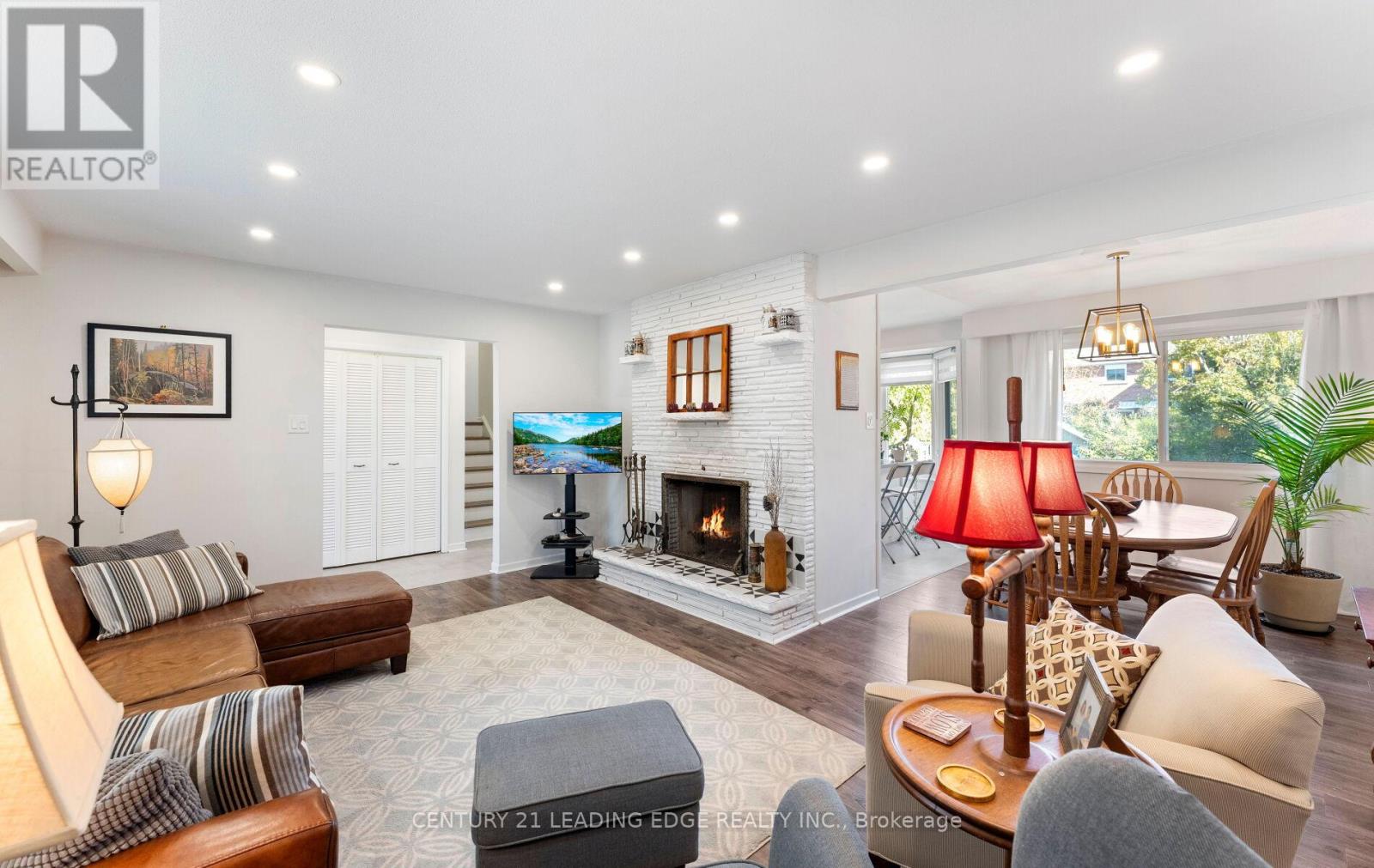 45 Bayview Drive, Barrie, Ontario L4N 3N8 - Photo 10 - S12545480