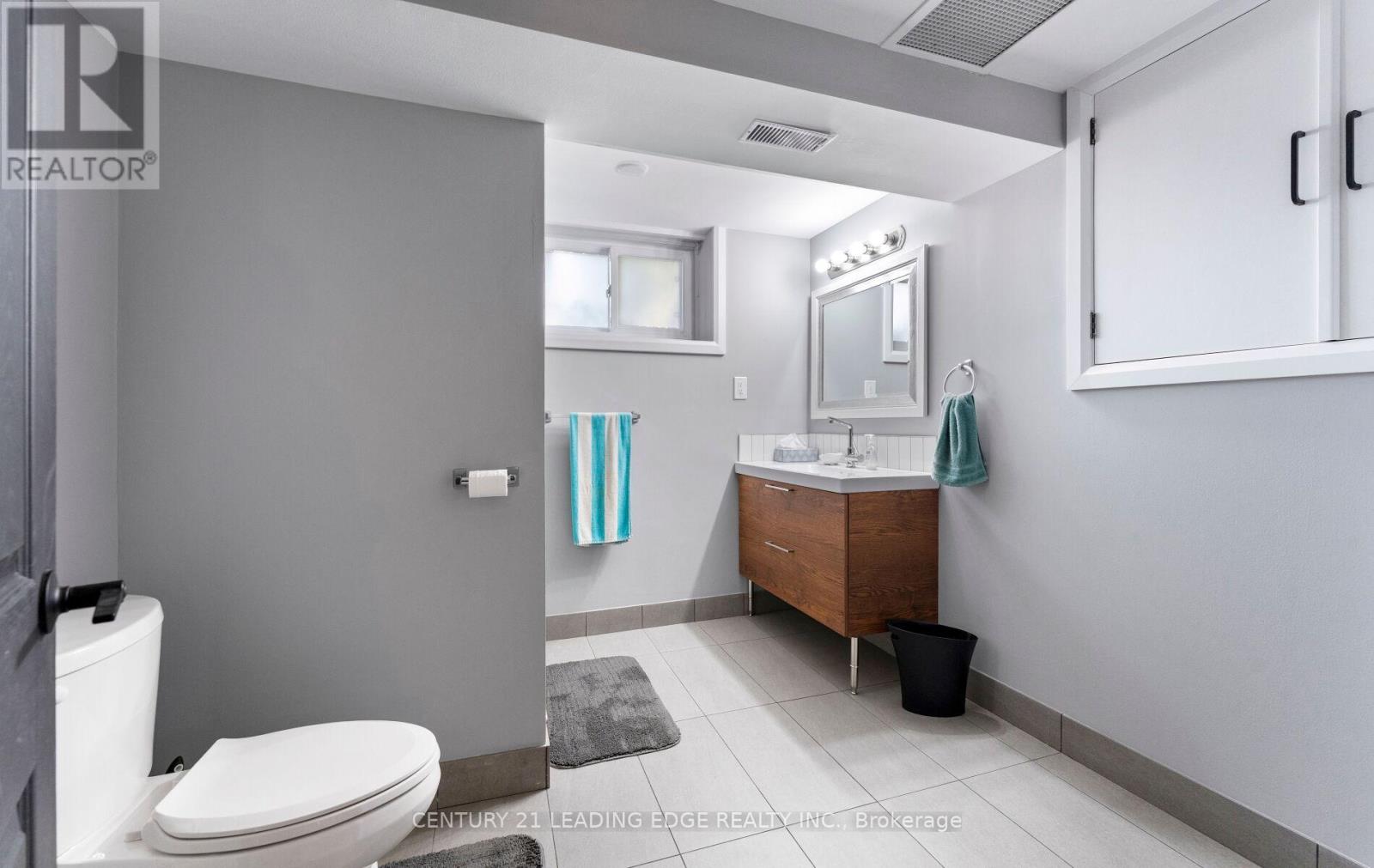 45 Bayview Drive, Barrie, Ontario L4N 3N8 - Photo 36 - S12545480