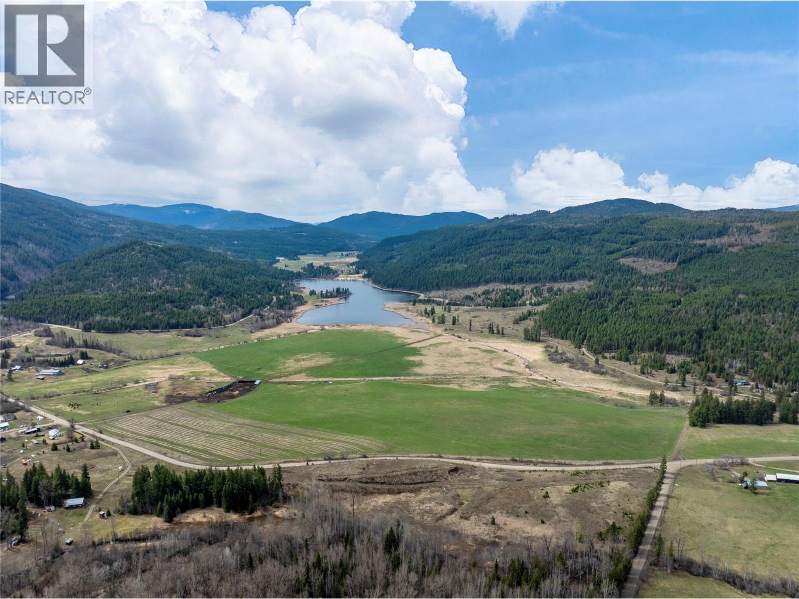 660 Squilax Turtle Valley Road, Chase, British Columbia  V0E 1M0 - Photo 8 - 10367676