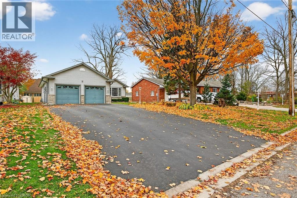 634 Broad Street W, Dunnville, Ontario  N1A 1T7 - Photo 3 - 40788307