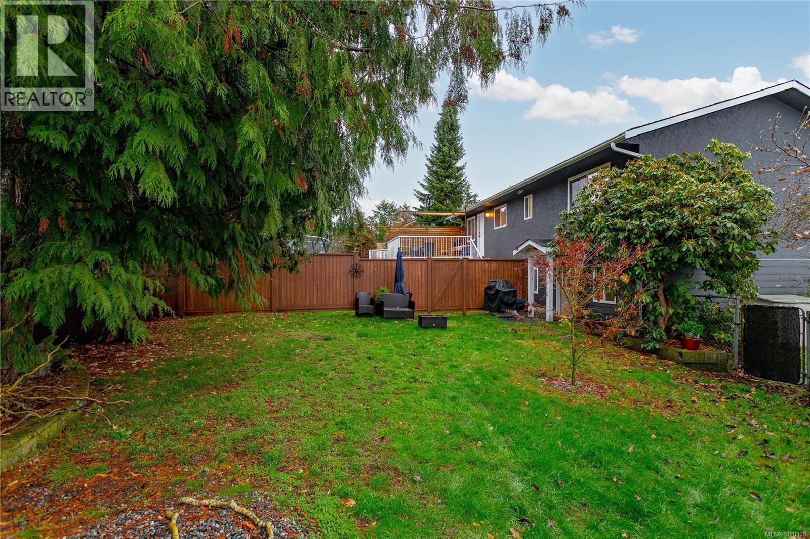 9583 Christine Pl, Sidney, British Columbia  V8L 2S7 - Photo 34 - 1020309