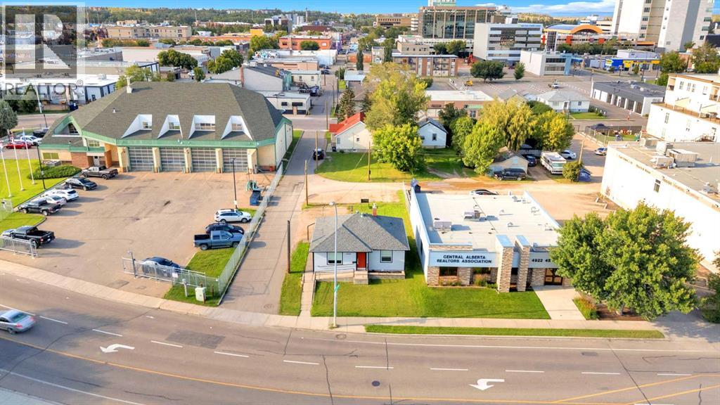 4926 45 Street, Red Deer, Alberta  T4N 1K6 - Photo 5 - A2249569