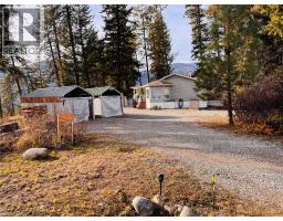 7743 MCRAE Road, christina lake, British Columbia